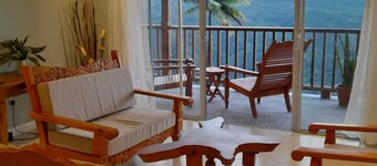 Majestic Villa, breathtaking view of famous Pitons, Ocean and Soufriere Town