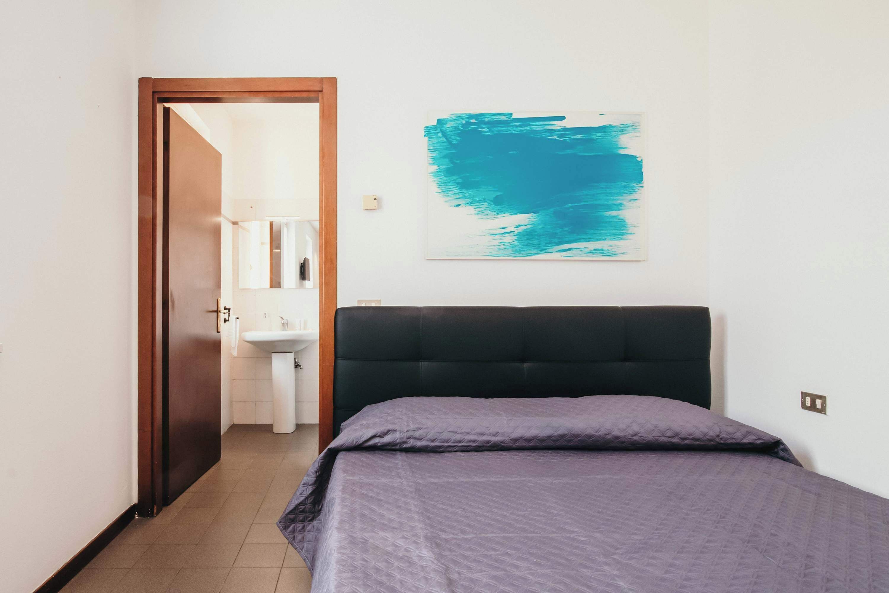 1 soverom, strykejern/-brett, wi-fi (inkludert) og sengetøy