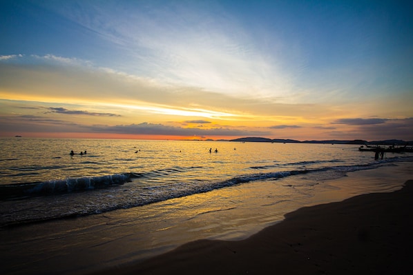 Deluxe Room | Beach/ocean view - KRABI MORE HOTEL (Krabi)