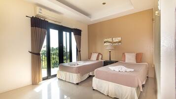 Superior Room | Individually decorated, individually furnished, desk, laptop workspace