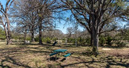 Welcome to Grizzly Acres! Far out; close by! Secluded barndo/house near Austin!