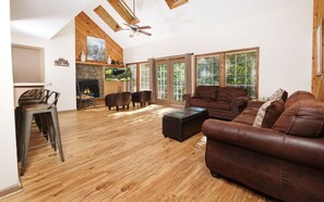 TV, fireplace, video games - Coppertop View - Wood-burning fireplace + hot tub! (Gatlinburg)