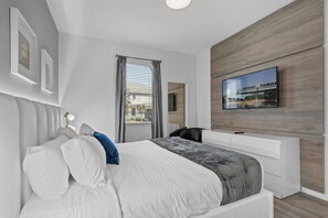 15 Schlafzimmer, Bügeleisen/Bügelbrett, Reisekinderbett, WLAN