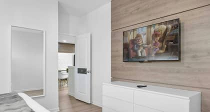 15BD Sonoma Resort DreamHouse Near Disney (SR2610)