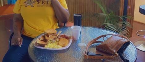 Breakfast meal