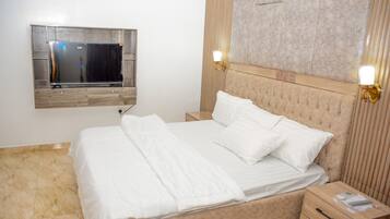 2 slaapkamers, een strijkplank/strijkijzer, wifi, beddengoed