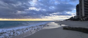 Pool Paradise Duplex 2 bedroom home 