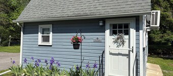 Stay at this charming one bedroom cottage and enjoy exploring the Finger Lakes.
