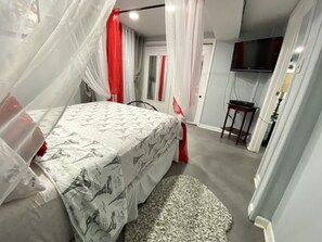 スタジオ 1 ベッドルーム 喫煙可 パティオ | 1 室のベッドルーム