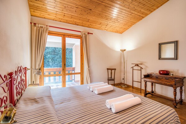 3 habitaciones, wifi gratis y ropa de cama