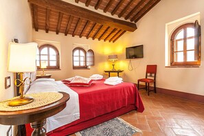 3 chambres, Wi-Fi gratuit, draps fournis