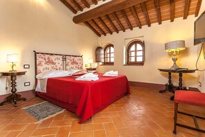 3 habitaciones, wifi gratis y ropa de cama 