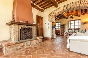 Interior - Fratta Mimose, Cortona, Italy (Cortona)