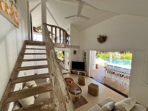Villa, 5 Schlafzimmer, Terrasse, Gartenblick | Wohnbereich