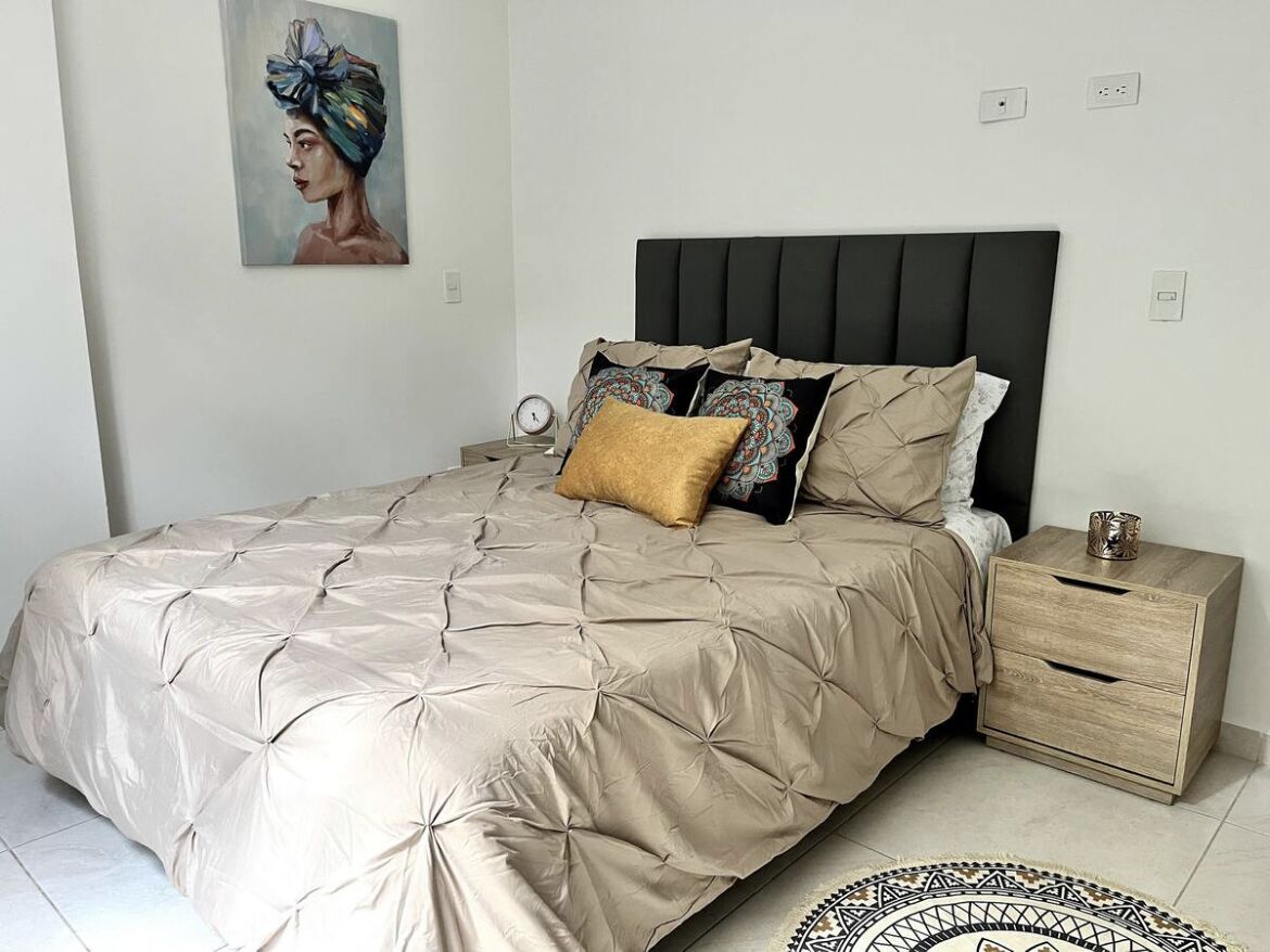 2 soverom, strykejern/-brett, wi-fi og sengetøy