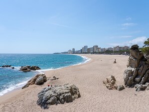 On the beach - Apartment facing the sea on the Costa Brava (Platja d'Aro)