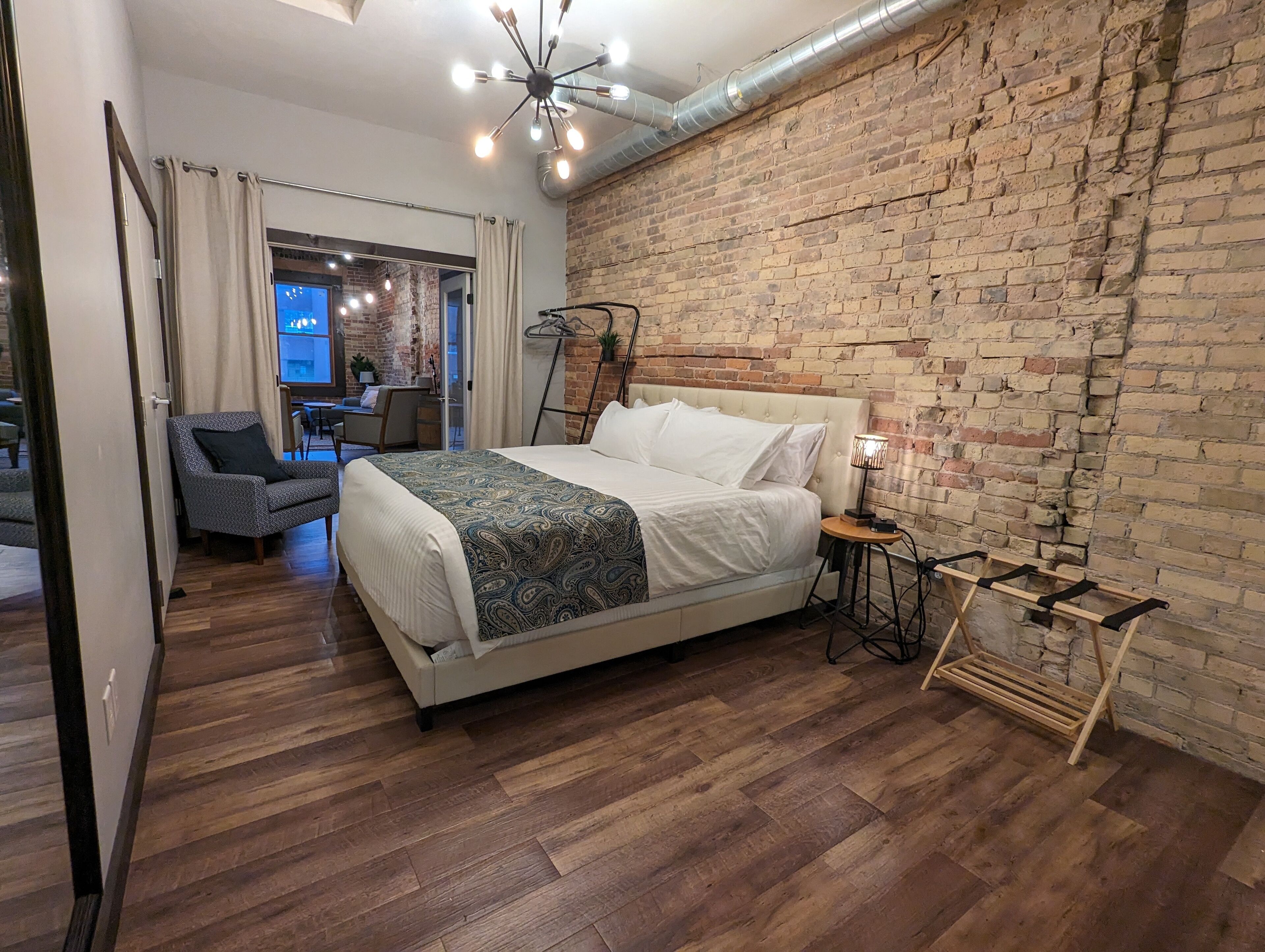 4 soverom, strykejern/-brett, reiseseng for barn og wi-fi (inkludert)