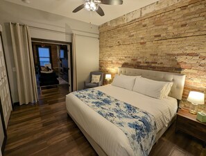 4 bedrooms, iron/ironing board, travel cot, free WiFi