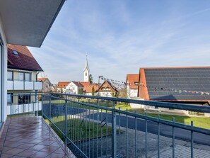 Property grounds - Holiday Apartment Lichtblick with Balcony and Mountain View (Friedrichshafen)