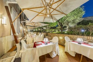 Ristorazione all'aperto