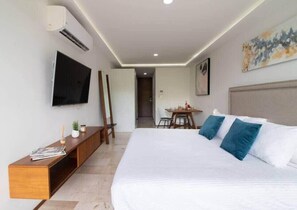 Iron/ironing board, travel crib, free WiFi, bed sheets