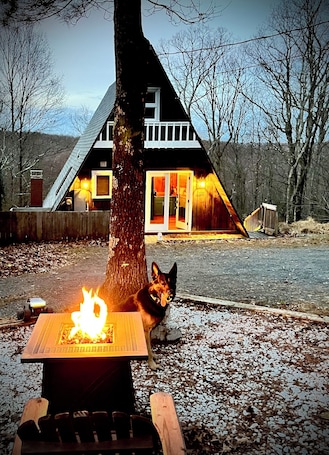 Terrasse/Patio. Hot Tub/Sauna/Fire pits/xl deck - Lovers Edge A-Frame