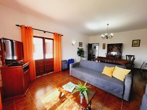 Villa | 3 bedrooms - Casa Sao Jose in Praia do Carvoeiro (Lagoa)