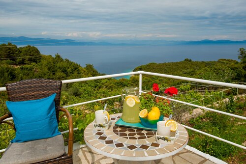 Villa Agni in Antipaxos