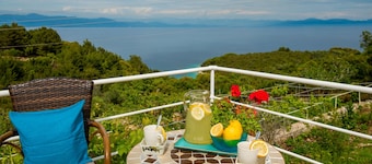 Villa Agni in Antipaxos