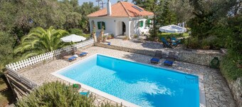 Villa Maria in Paxi With 2 Bedrooms and 1 Bathrooms