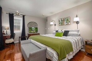 4 bedrooms, WiFi, bed sheets