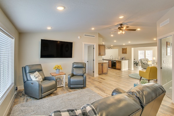 Bloomington Vacation Rental | 4BR | 2BA | 1,863 Sq Ft | 1 Step Required