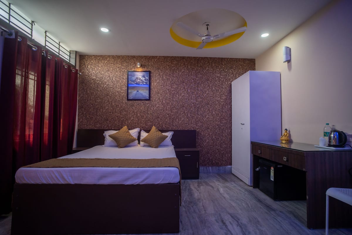 Habitación doble | 1 dormitorio y wifi gratis