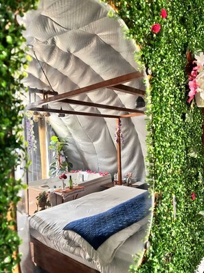 Desk, free WiFi - Nirvana Hamta Retreat (Manali)