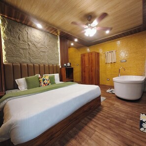 Deluxe Twin Room | Desk, free WiFi - Nirvana Hamta Retreat (Manali)
