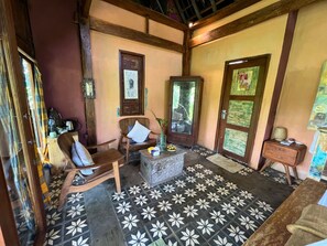 1 bedroom, desk, soundproofing - duegoal farmhouse (Penebel)