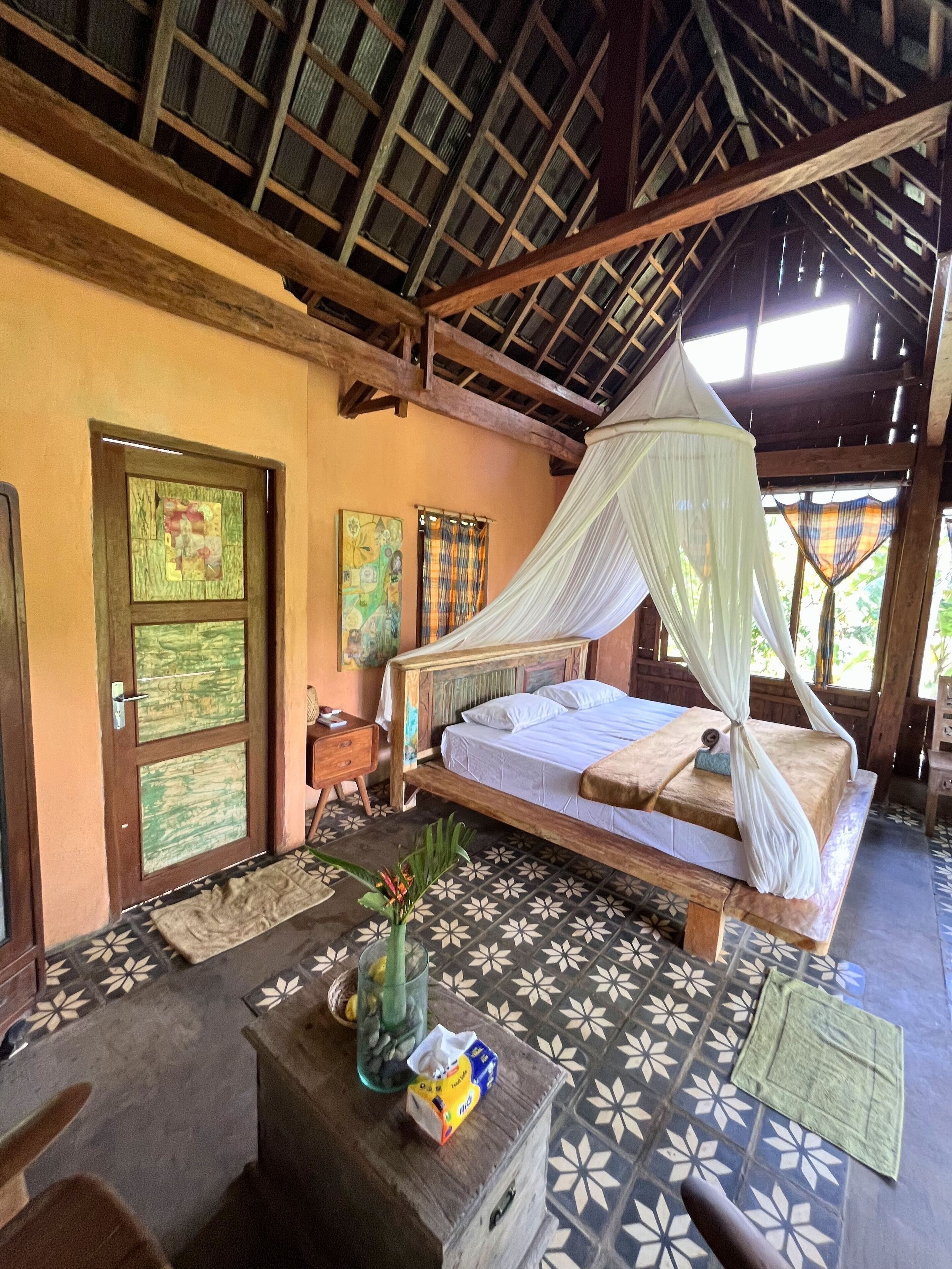 Deluxe Room, 1 Bedroom | 1 bedroom, desk, soundproofing