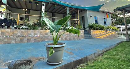 Suite Agua - The Garden House - Cabaña Independiente Bbq, Patio, Jardín, Terraza