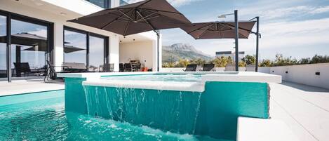 Una piscina climatizada