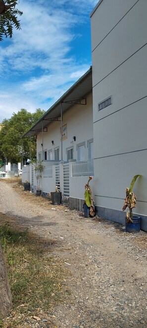 Front of property - Vibi motel Hòn Rơm (Phan Thiet)