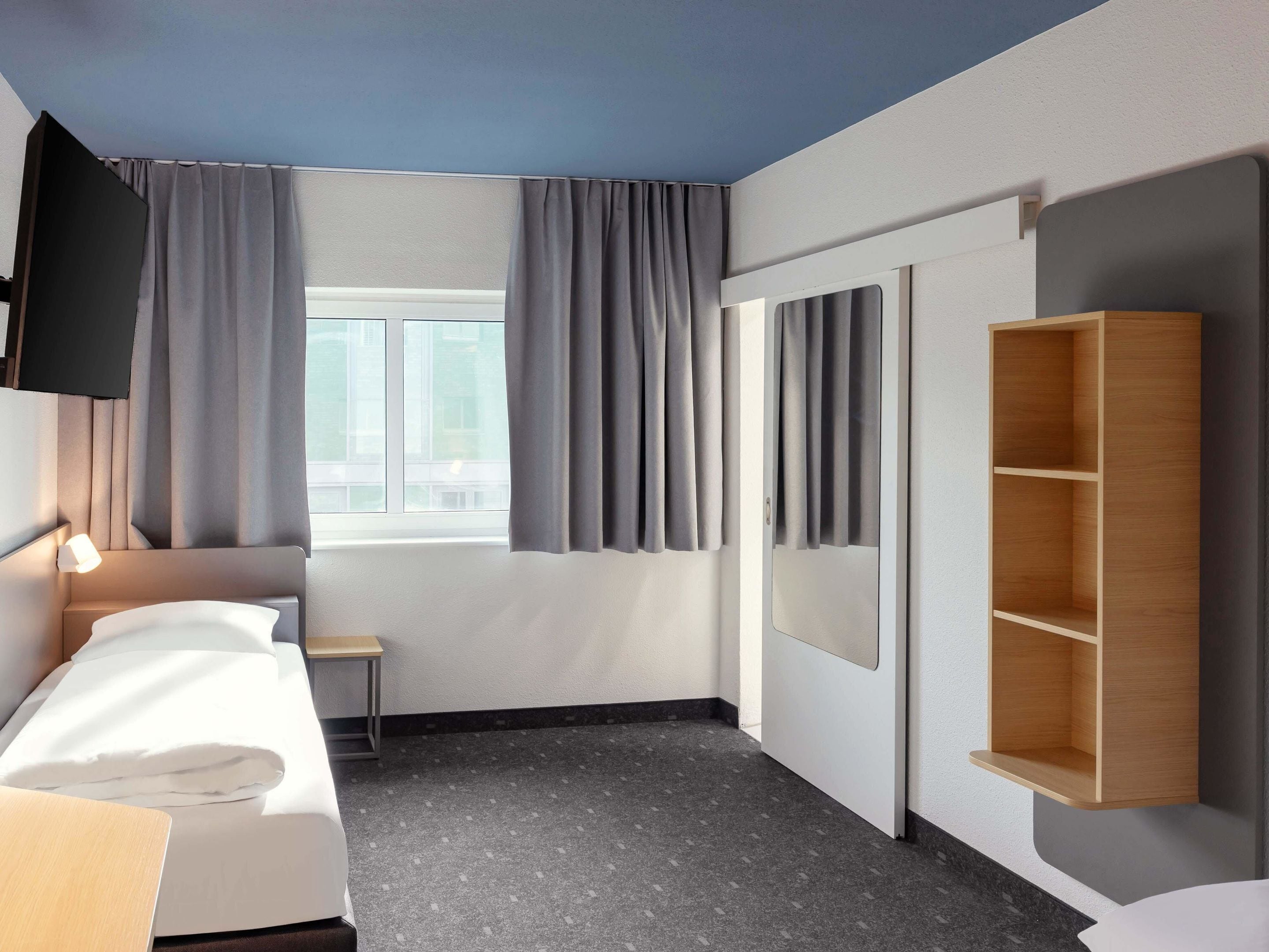Photo - B&B HOTEL Fulda-Hbf
