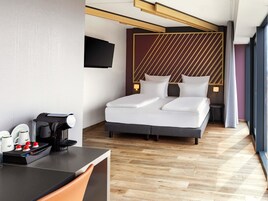 Premium-Doppelzimmer | Verdunkelungsvorhänge, schallisolierte Zimmer, kostenloses WLAN