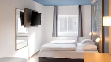 Triple Room | Blackout drapes, soundproofing, free WiFi