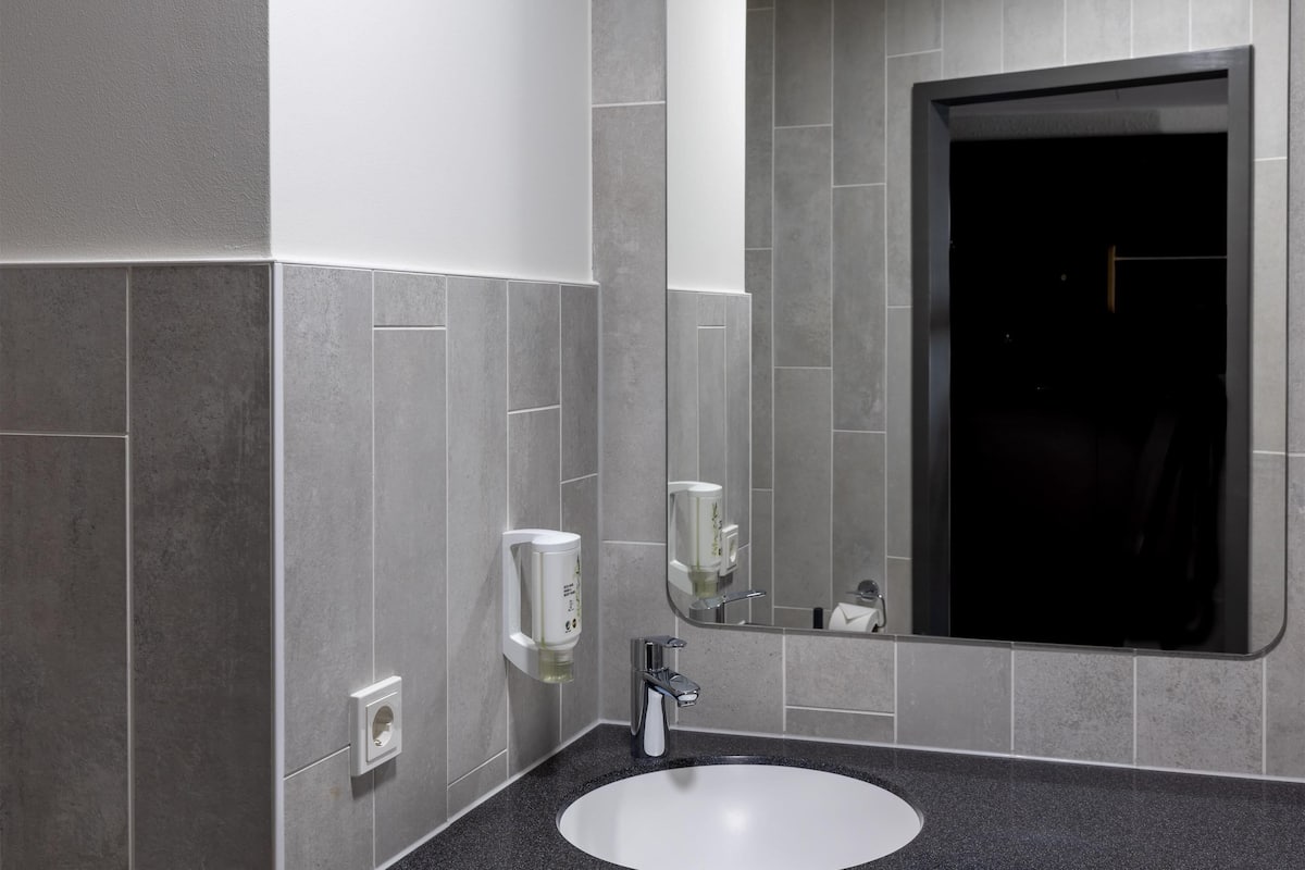 1 quarto, cortinas blackout, quartos Ć prova de som, Wi-Fi de cortesia