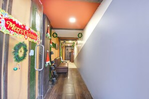 Lobby - Fabexpress Abis Residency (Kolkata)