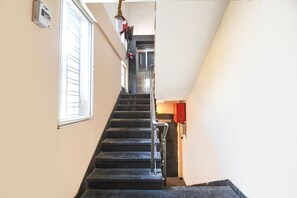 Lobby - Fabexpress Abis Residency (Kolkata)