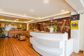 Reception - Fabhotel Ambika Elite (Vijayawada)