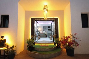 ทางเข้าที่พัก