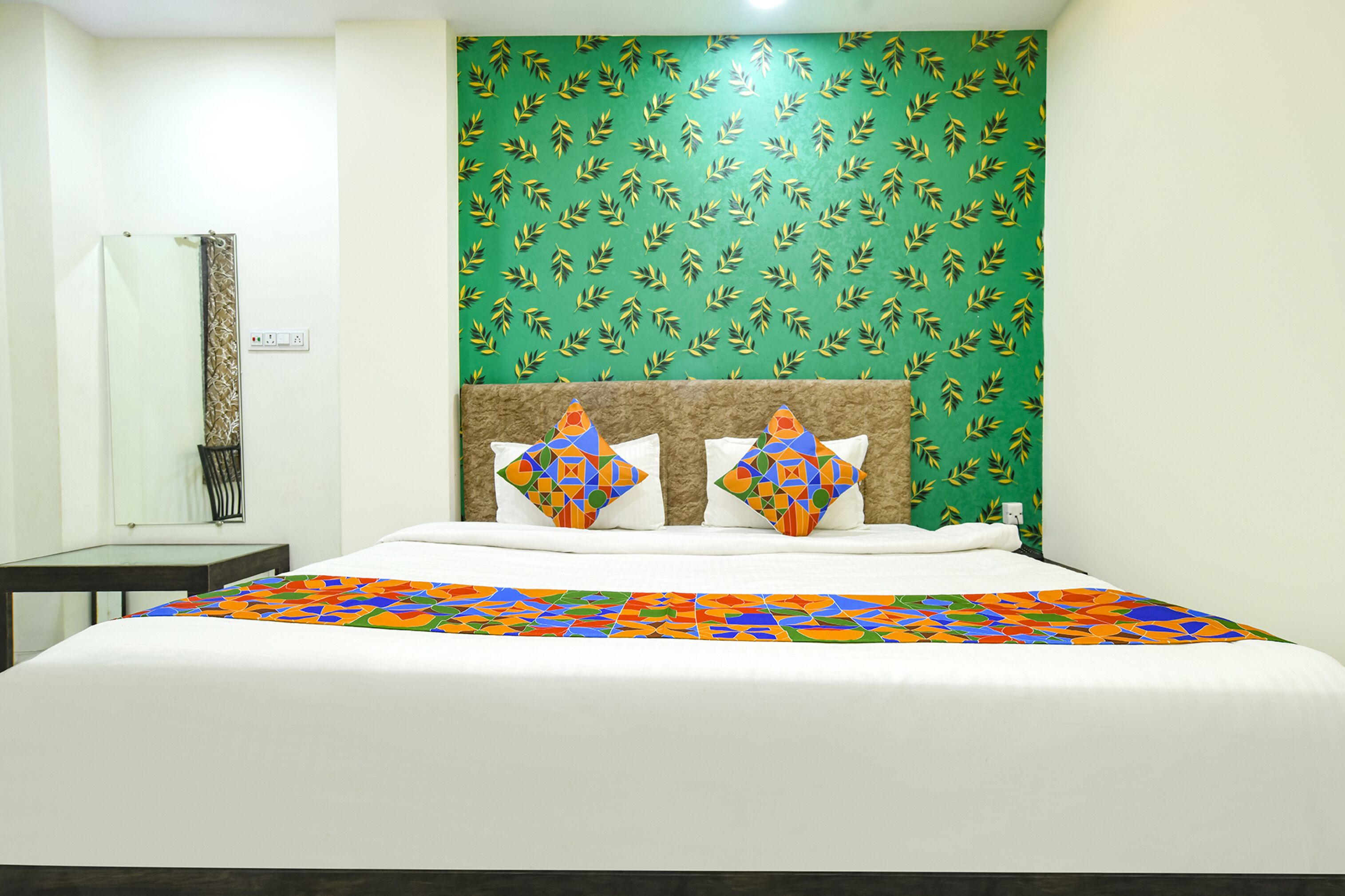 Familierom | Sengetøy i egyptisk bomull, sengetøy av topp kvalitet og safe på rommet