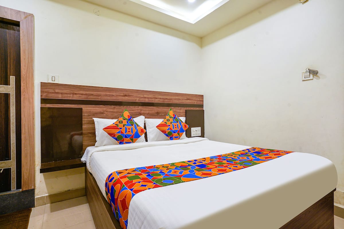 Deluxe Room | Egyptian cotton sheets, premium bedding, in-room safe, free WiFi